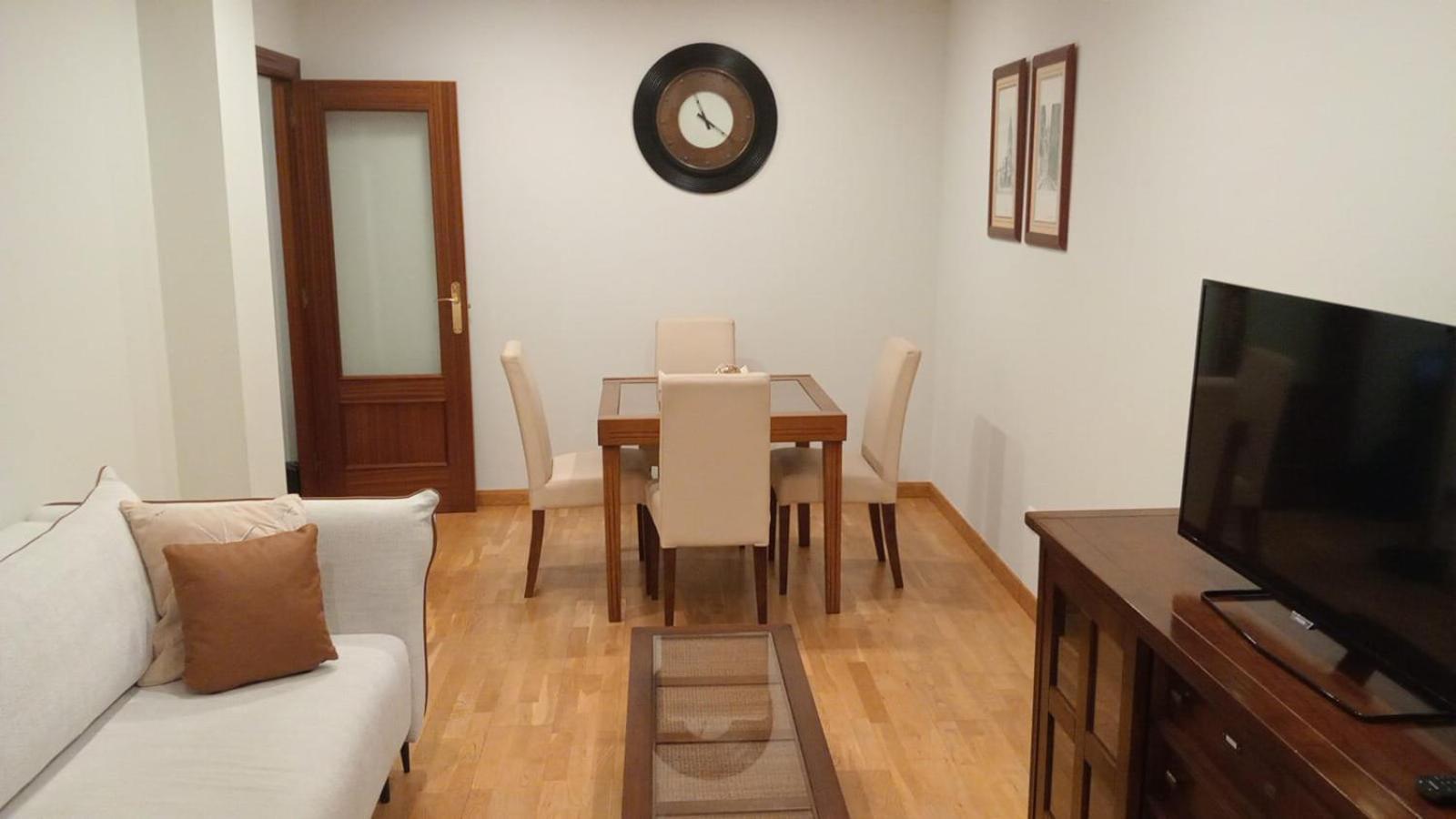 Avello Oviedo Con Parking Apartment Екстериор снимка