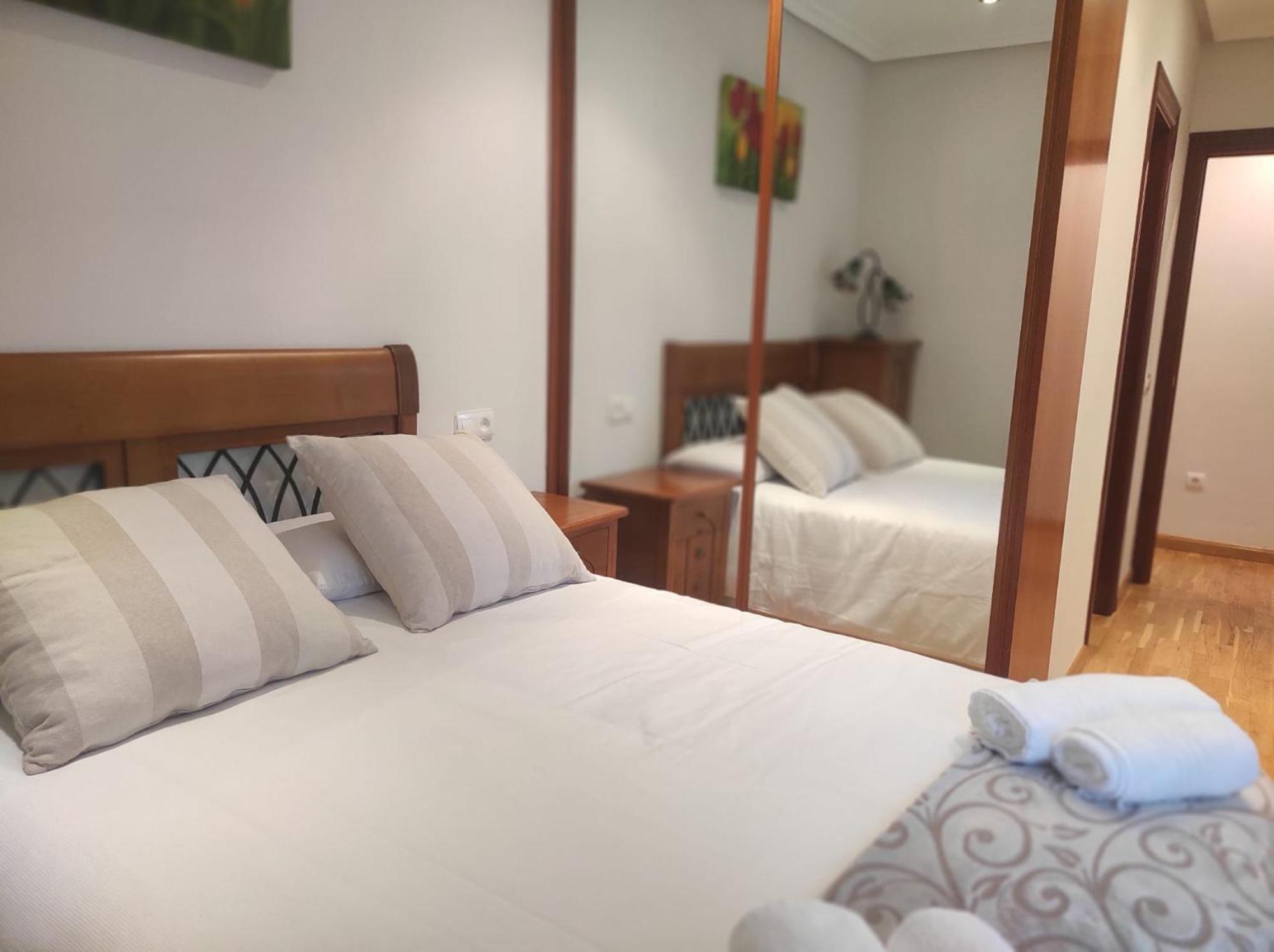 Avello Oviedo Con Parking Apartment Екстериор снимка