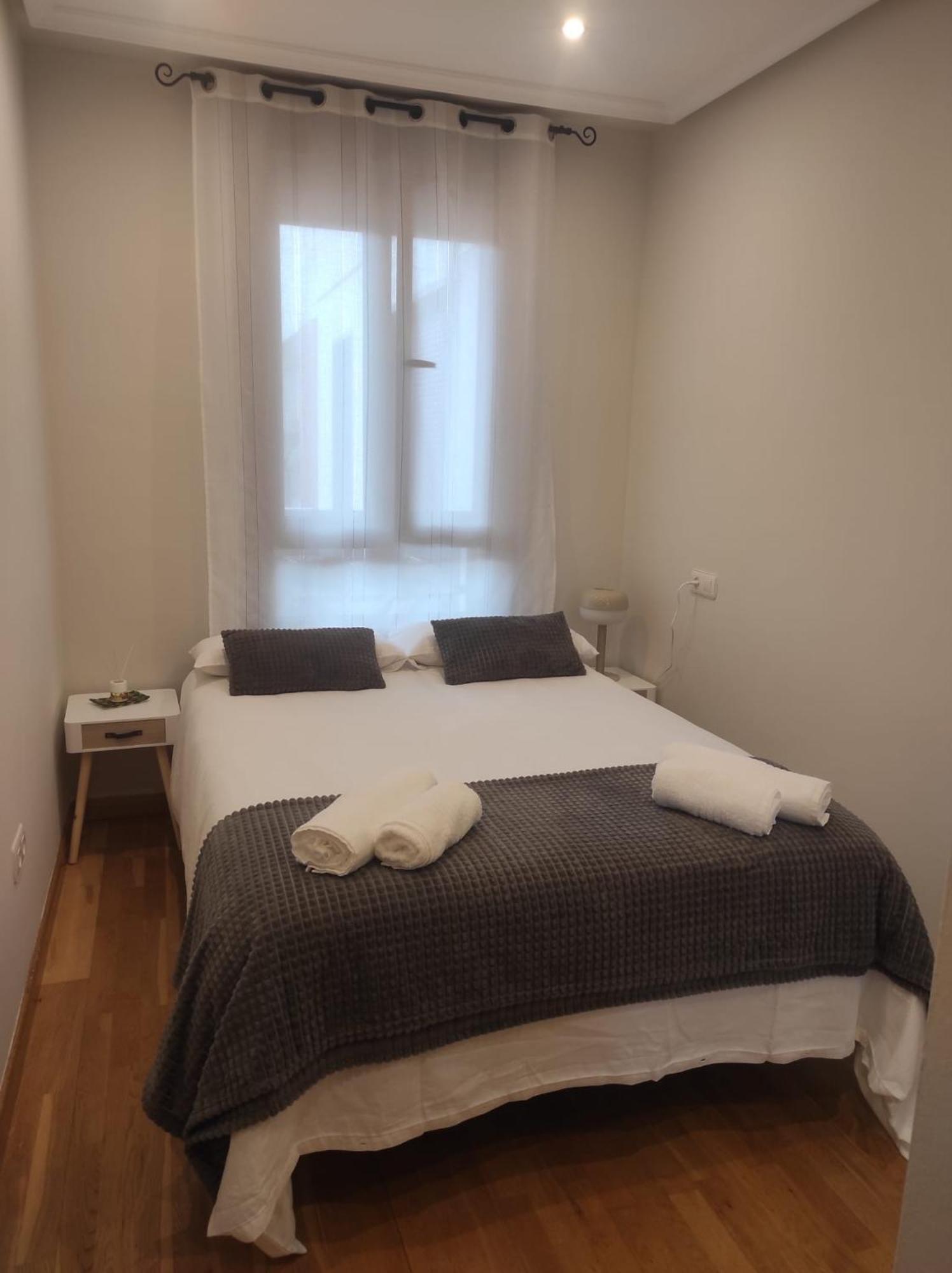 Avello Oviedo Con Parking Apartment Екстериор снимка