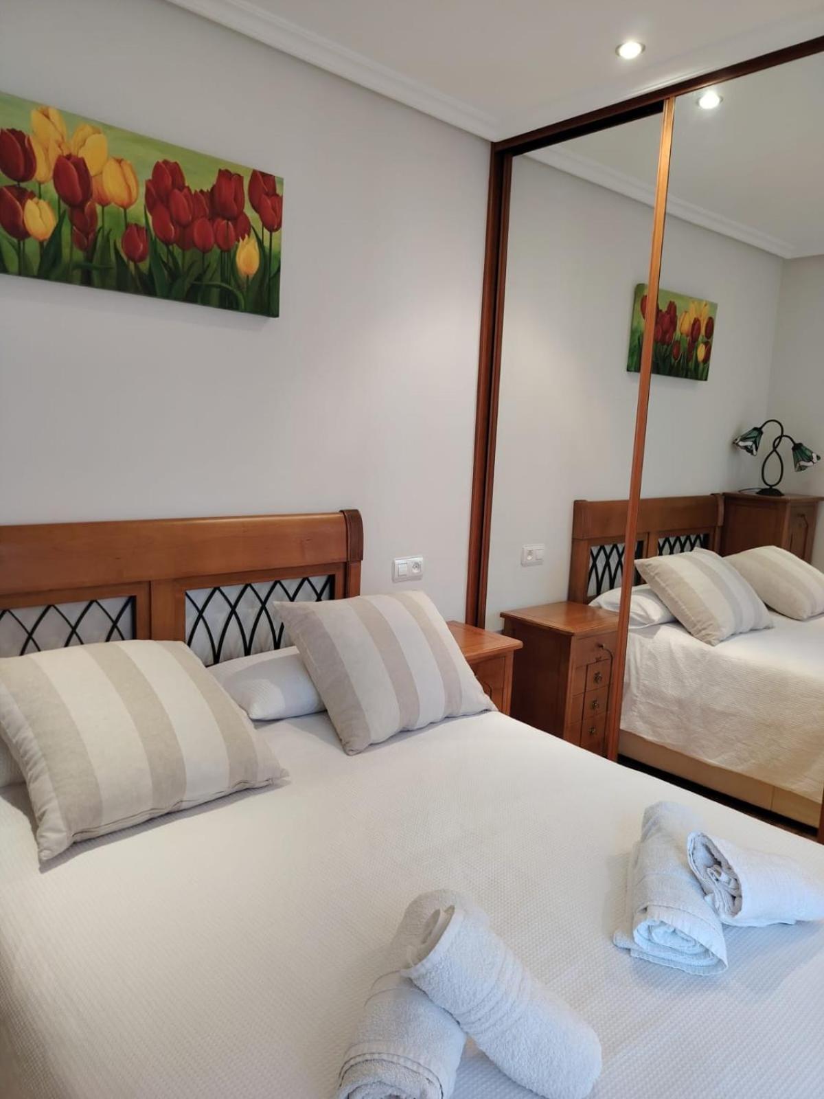 Avello Oviedo Con Parking Apartment Екстериор снимка